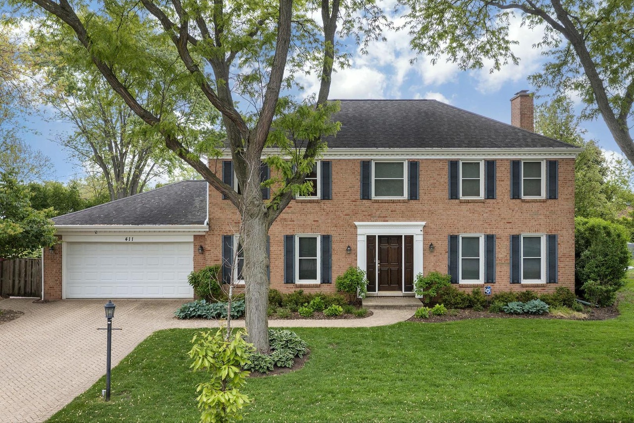 411 Anjou Dr